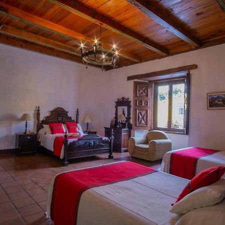 Hotel Posada De Don Rodrigo Антигуа-Гватемала Экстерьер фото