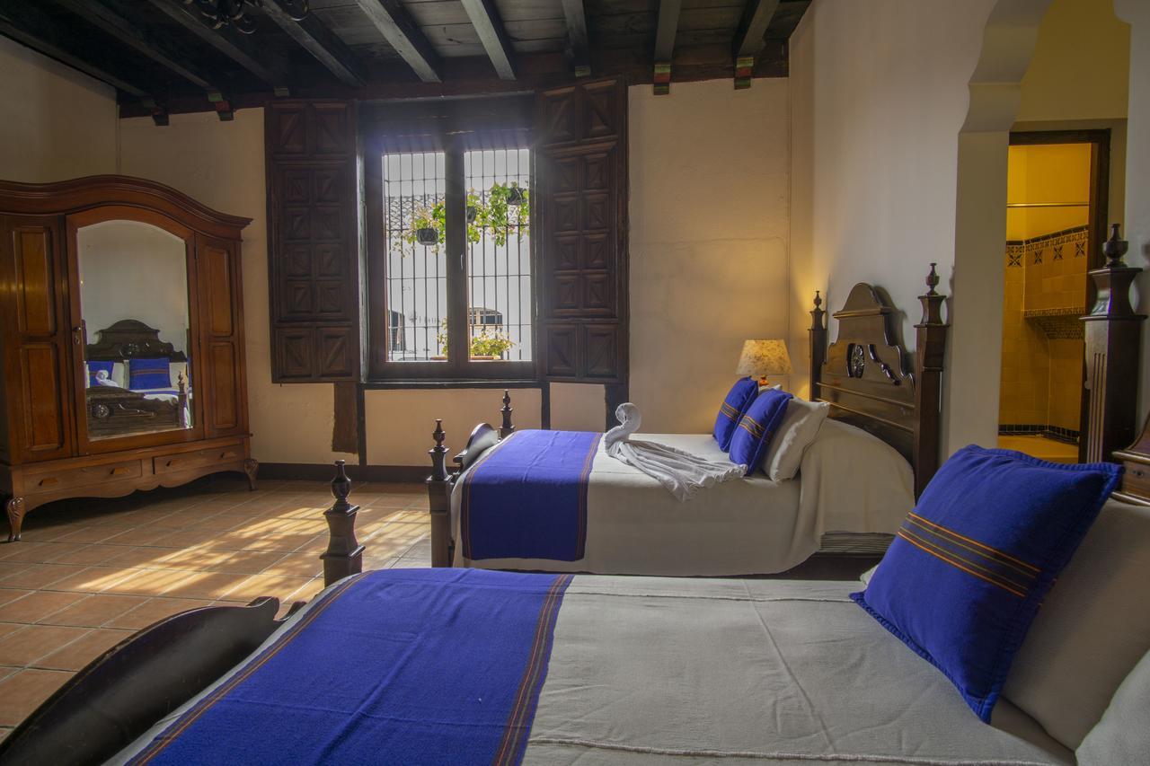 Hotel Posada De Don Rodrigo Антигуа-Гватемала Экстерьер фото