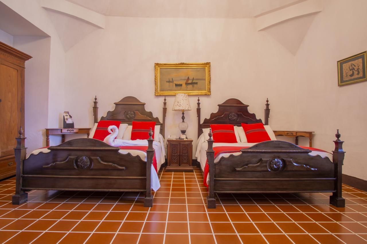 Hotel Posada De Don Rodrigo Антигуа-Гватемала Экстерьер фото